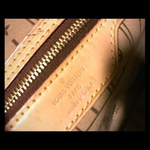 100% authentic Louis Vuitton Neverfull MM